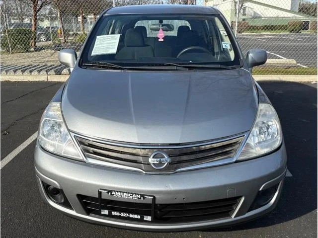 2011 Nissan Versa - Image 7 of 10