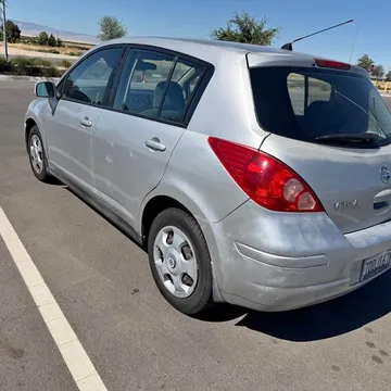 2011 Nissan Versa S Hatchback 4D