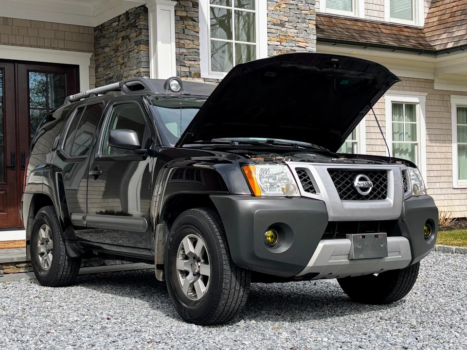 2011 Nissan Xterra 2nd Gen - Image 17 of 29