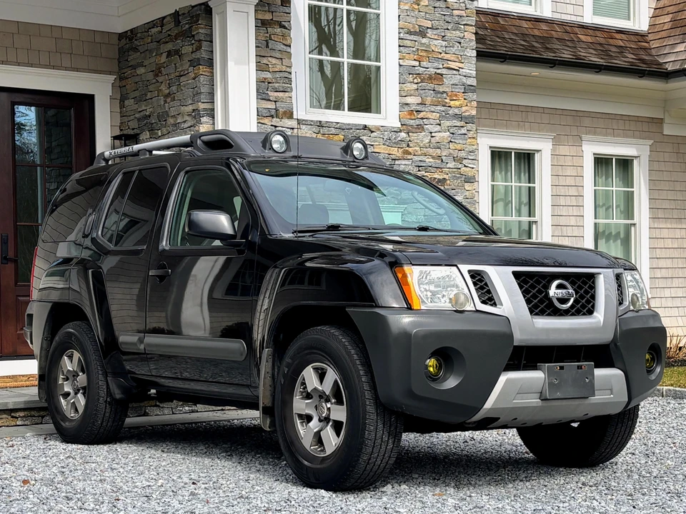 2011 Nissan Xterra 2nd Gen - Image 13 of 29