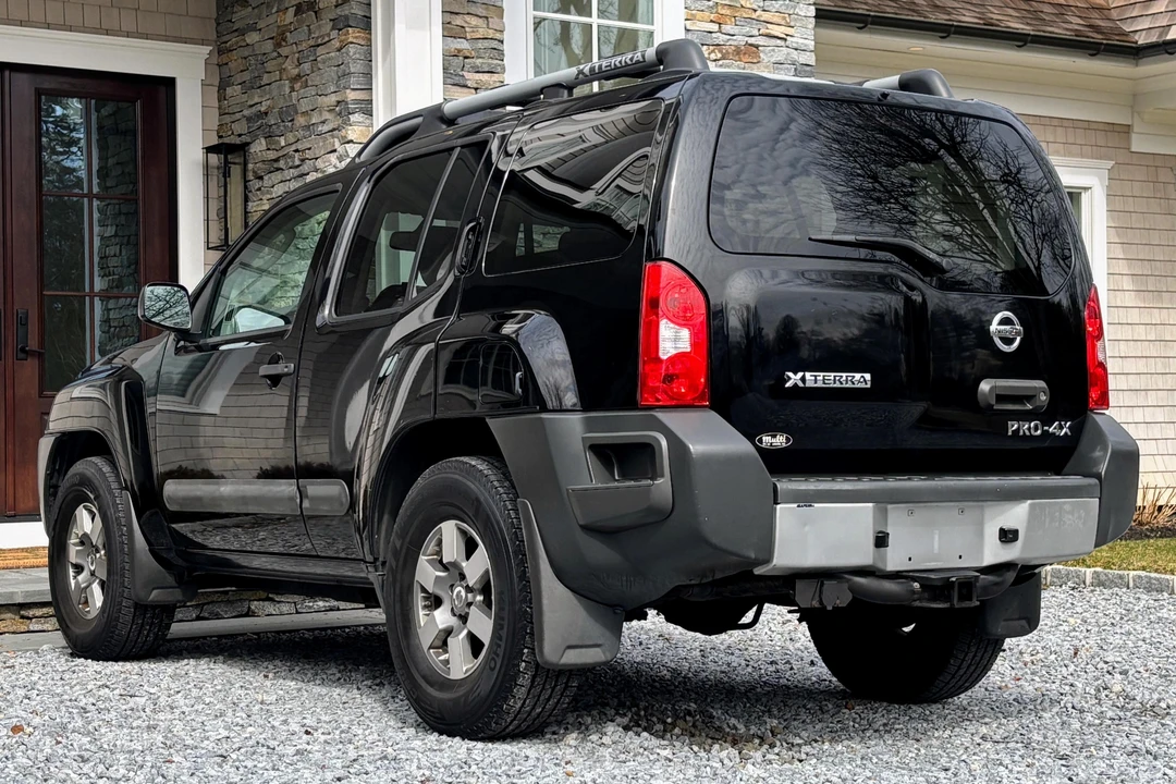 2011 Nissan Xterra 2nd Gen - Image 4 of 29