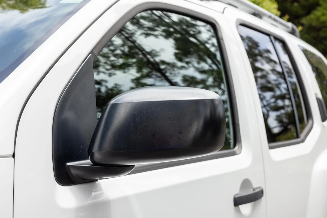 2011 Nissan Xterra 2nd Gen - Image 13 of 31
