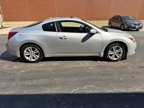 2011 Nissan Altima 2.5 S Coupe