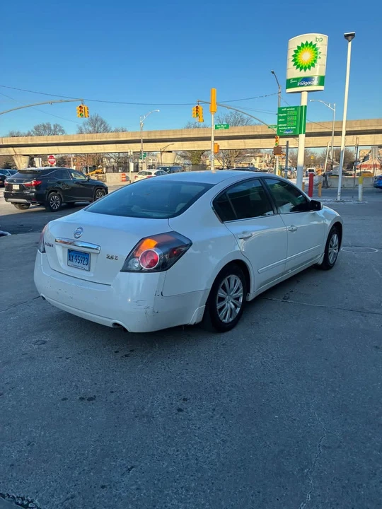 2011 Nissan Altima 4th Gen - Image 6 of 9