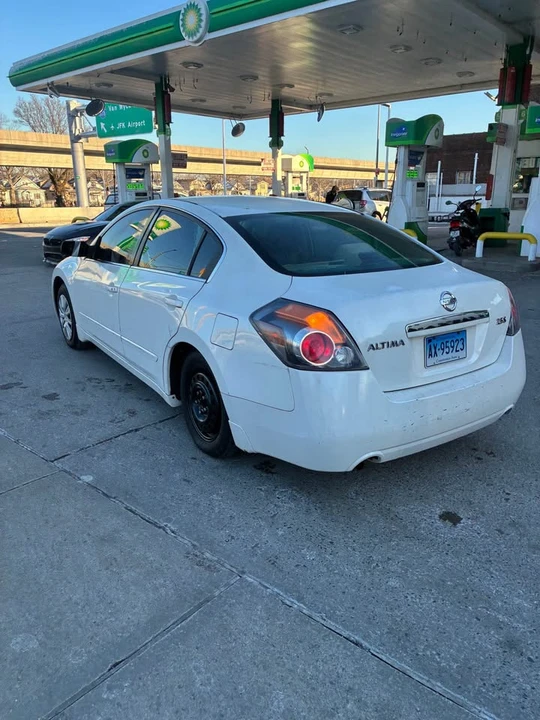 2011 Nissan Altima 4th Gen - Image 4 of 9