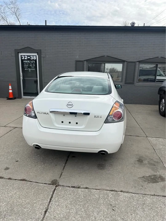 2011 Nissan Altima 4th Gen - Image 2 of 7