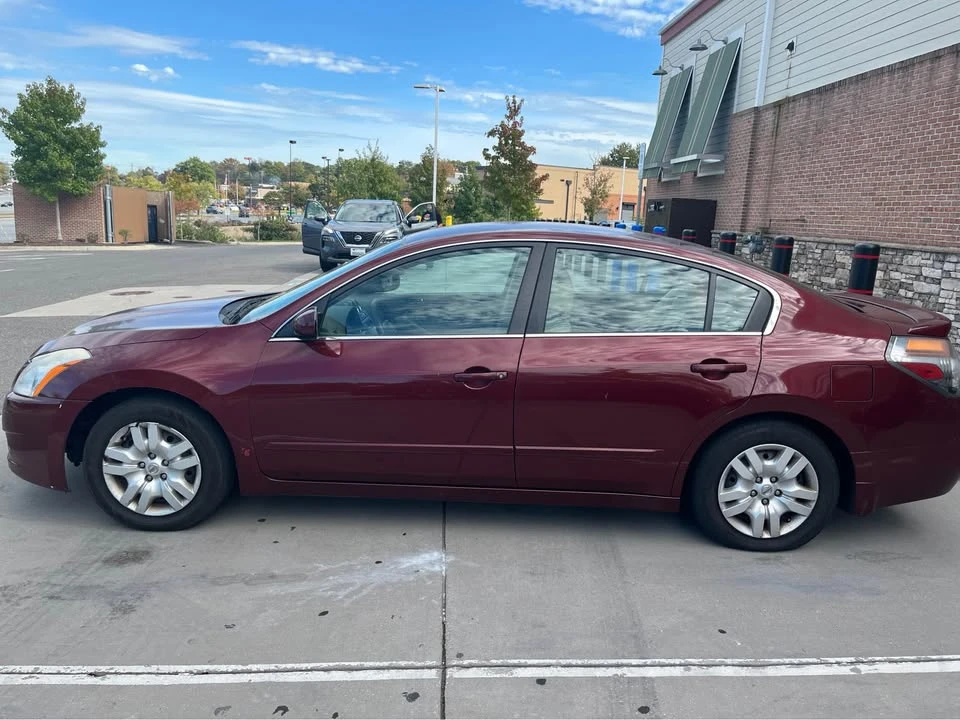 2011 Nissan Altima 4th Gen - Image 2 of 8