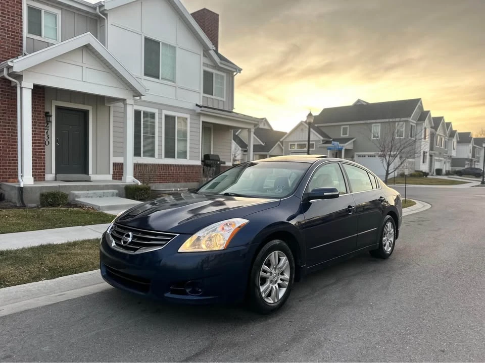 2011 Nissan Altima 4th Gen - Image 2 of 6