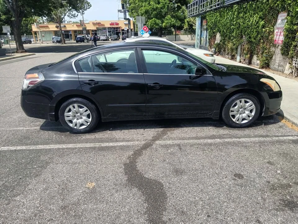2011 Nissan Altima 4th Gen - Image 2 of 14