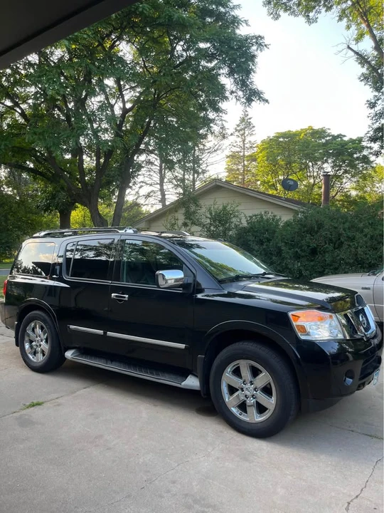 2011 Nissan Armada - Image 2 of 13