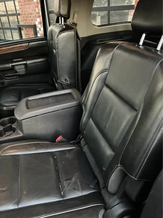 2011 Nissan Armada - Image 12 of 16