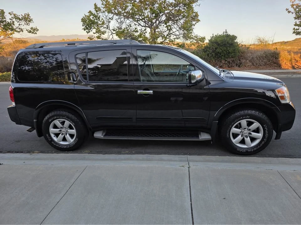 2011 Nissan Armada - Image 16 of 18