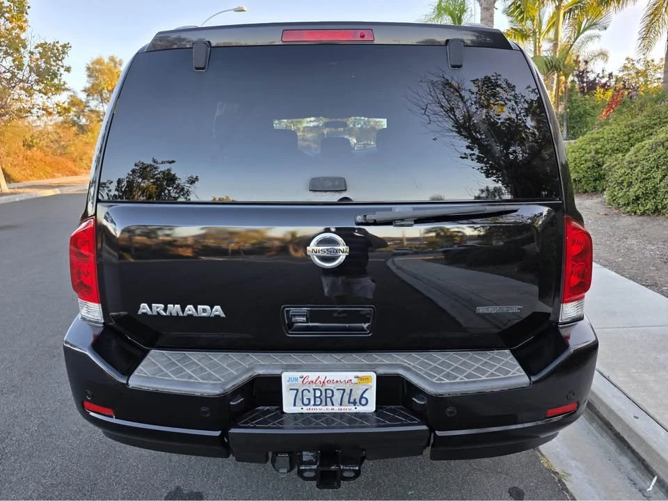 2011 Nissan Armada - Image 3 of 18