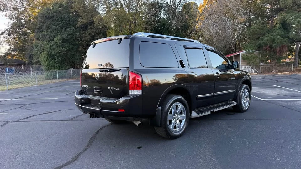 2011 Nissan Armada - Image 6 of 19