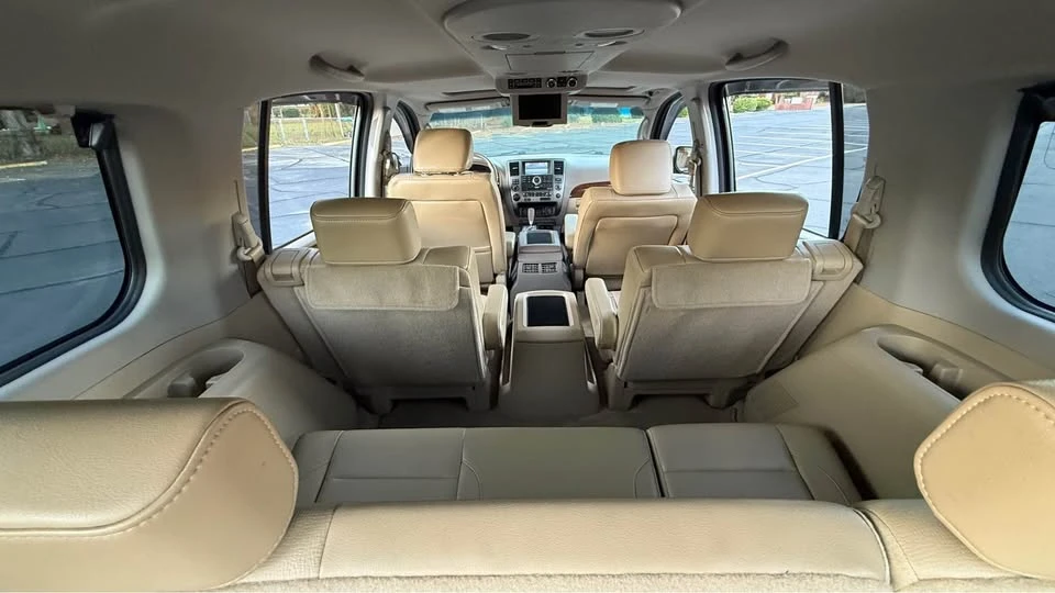 2011 Nissan Armada - Image 15 of 19