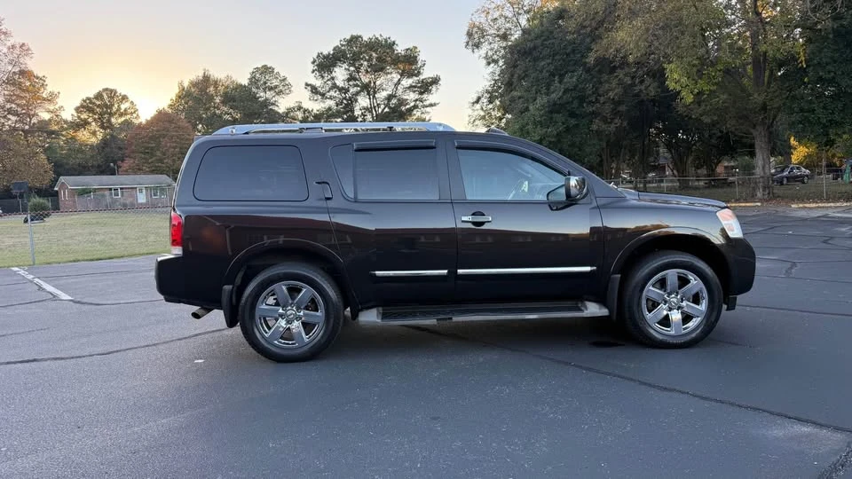 2011 Nissan Armada - Image 8 of 19