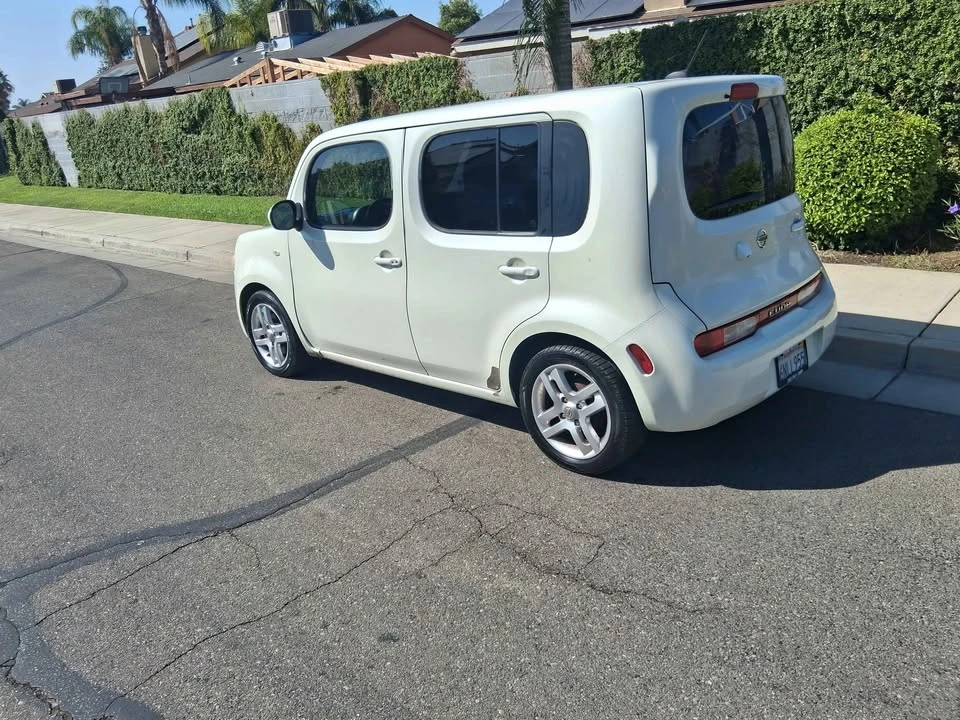 2011 Nissan Cube - Image 10 of 14