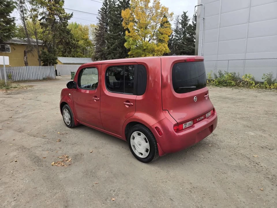 2011 Nissan Cube - Image 9 of 13