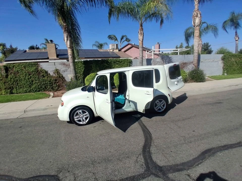 2011 Nissan Cube - Image 11 of 14