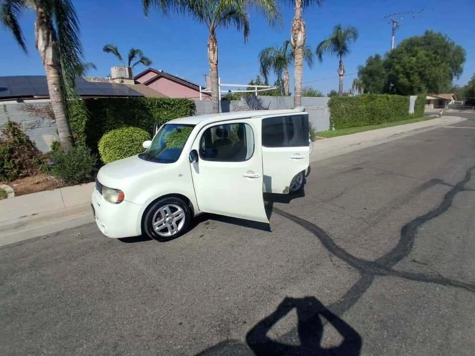 2011 Nissan Cube - Image 8 of 14