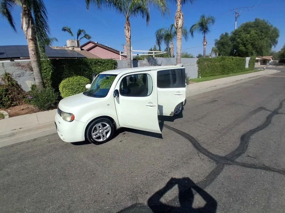 2011 Nissan Cube - Image 11 of 12