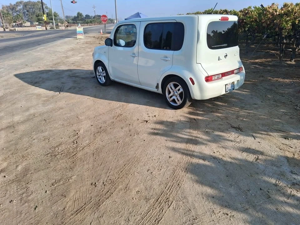 2011 Nissan Cube - Image 8 of 18