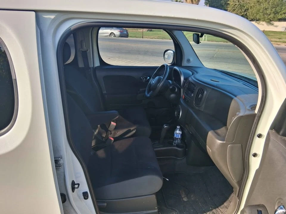 2011 Nissan Cube - Image 15 of 18