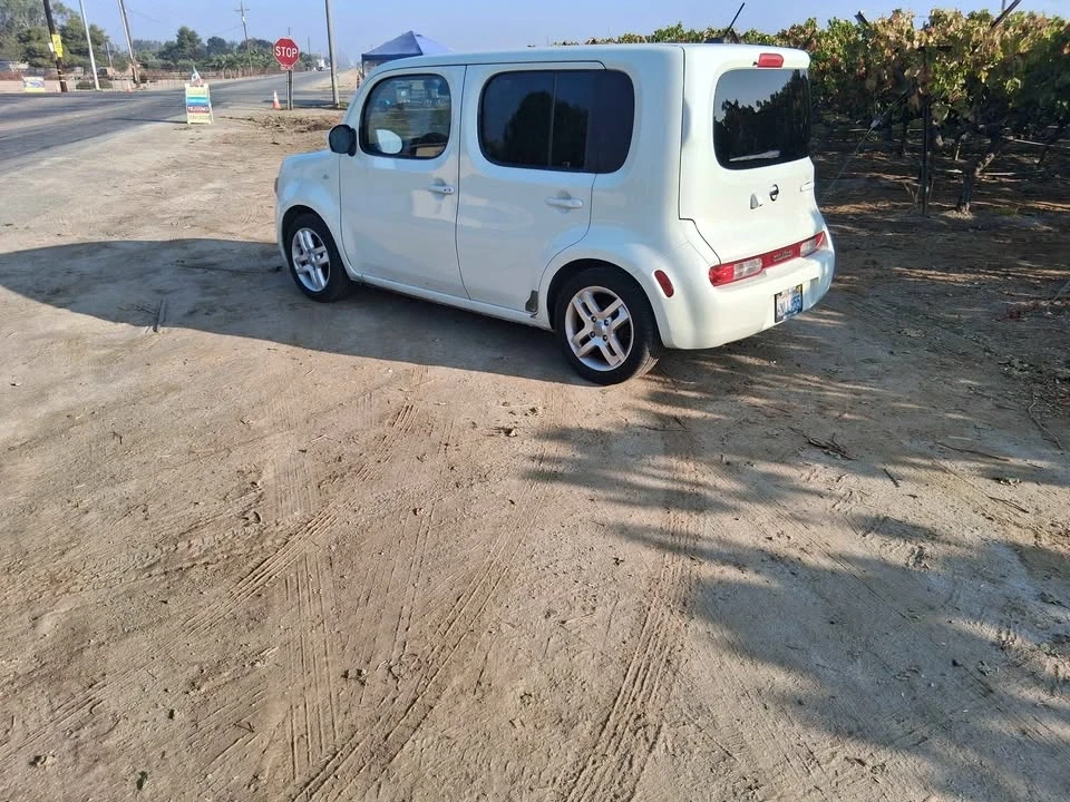 2011 Nissan Cube - Image 5 of 18
