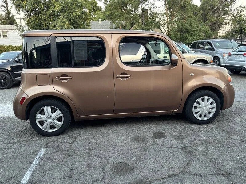 2011 Nissan Cube - Image 11 of 19