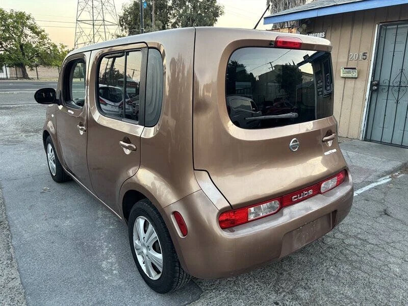 2011 Nissan Cube - Image 10 of 19