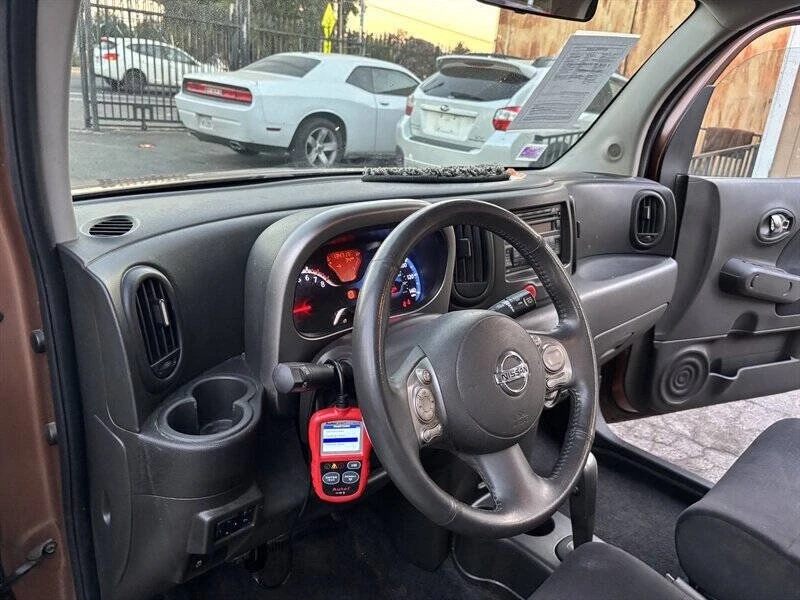 2011 Nissan Cube - Image 18 of 19