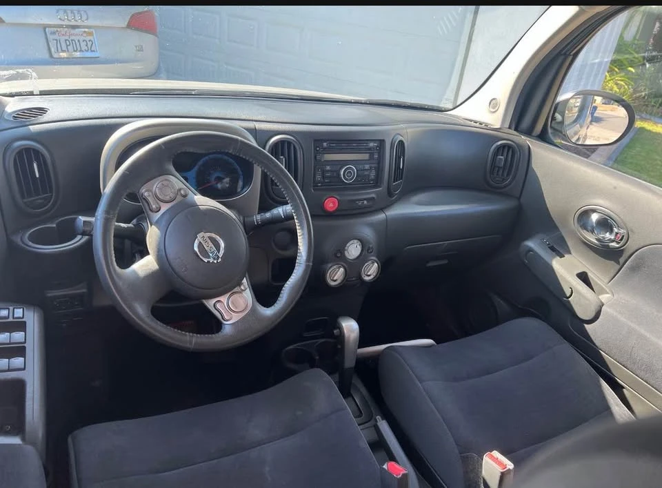 2011 Nissan Cube - Image 4 of 5