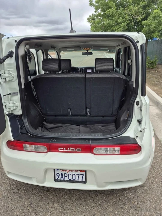 2011 Nissan Cube - Image 7 of 10