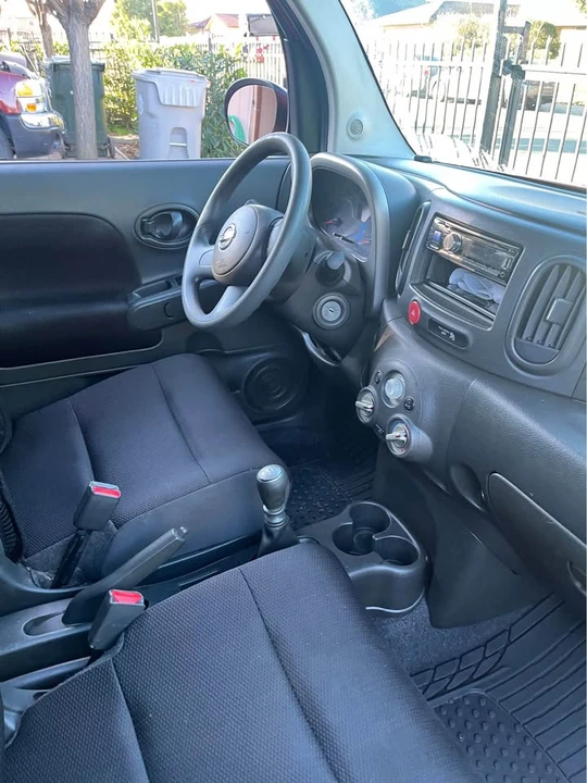 2011 Nissan Cube - Image 7 of 9