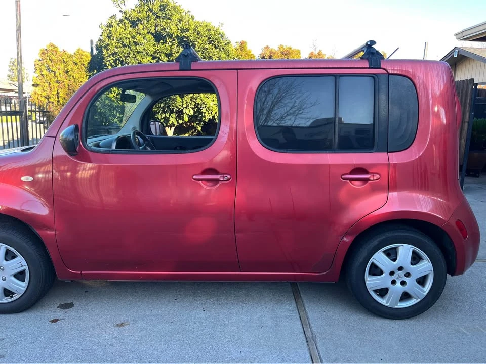 2011 Nissan Cube - Image 3 of 9