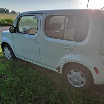 2011 Nissan cube SL Wagon 4D