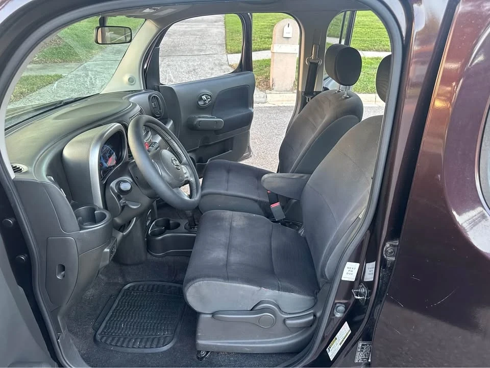 2011 Nissan Cube - Image 10 of 18