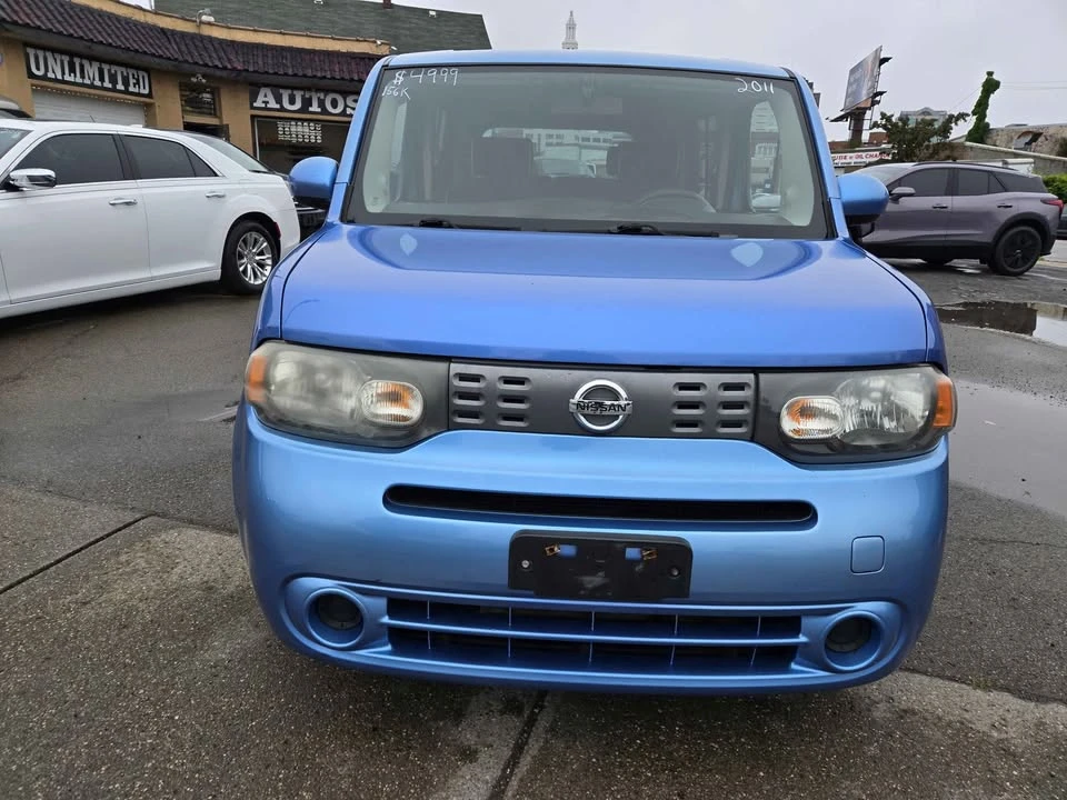 2011 Nissan Cube - Image 2 of 8