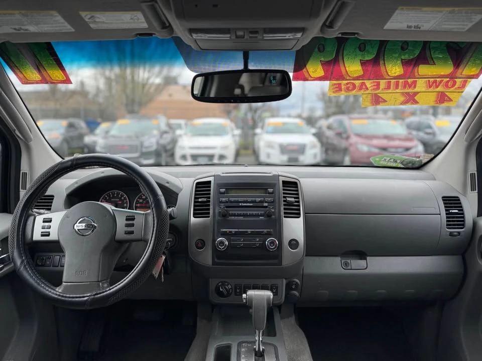 2011 Nissan Frontier 2nd Gen - Image 12 of 18