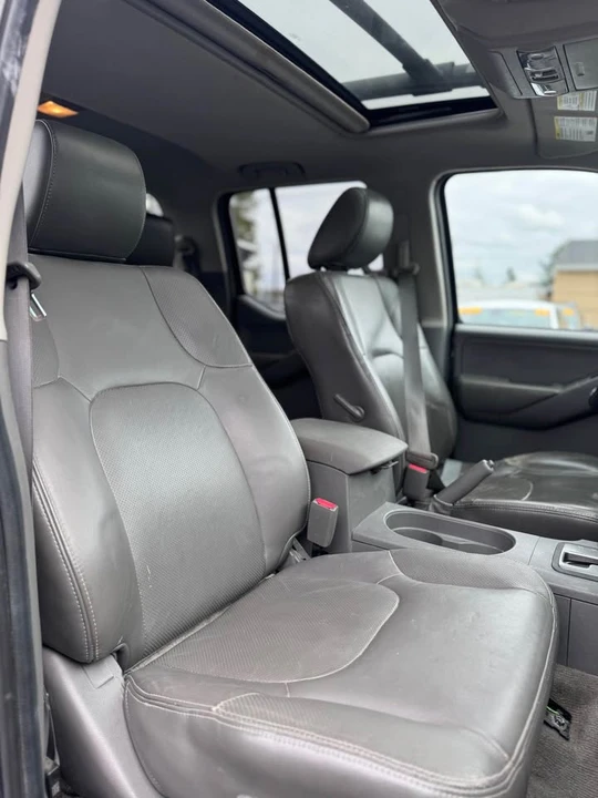 2011 Nissan Frontier 2nd Gen - Image 9 of 18