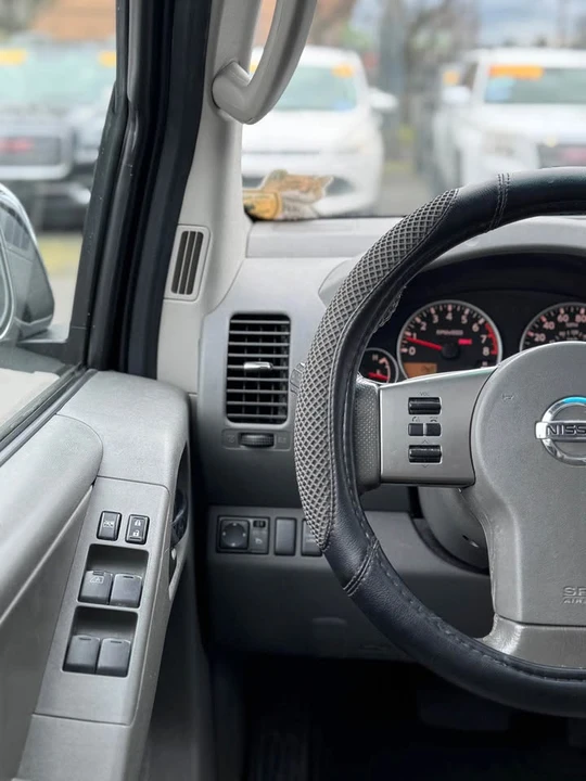 2011 Nissan Frontier 2nd Gen - Image 14 of 18