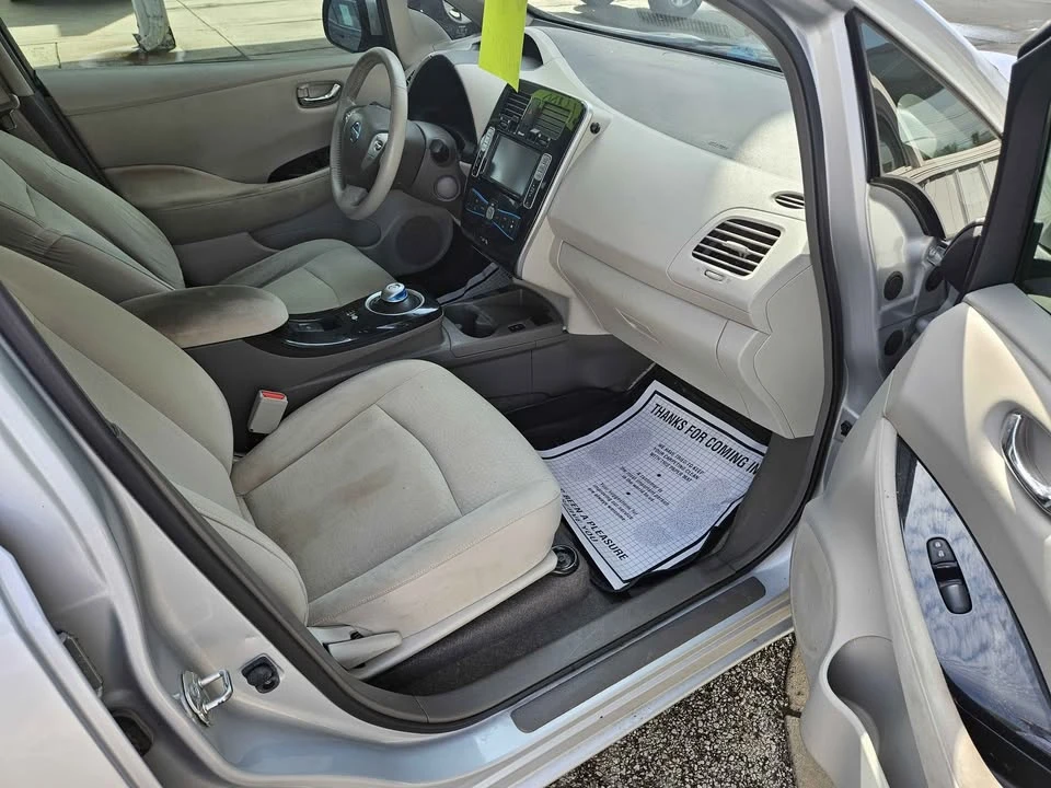 2011 Nissan Leaf - Image 6 of 6