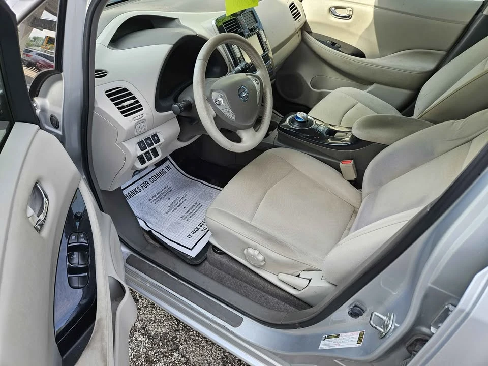 2011 Nissan Leaf - Image 2 of 6