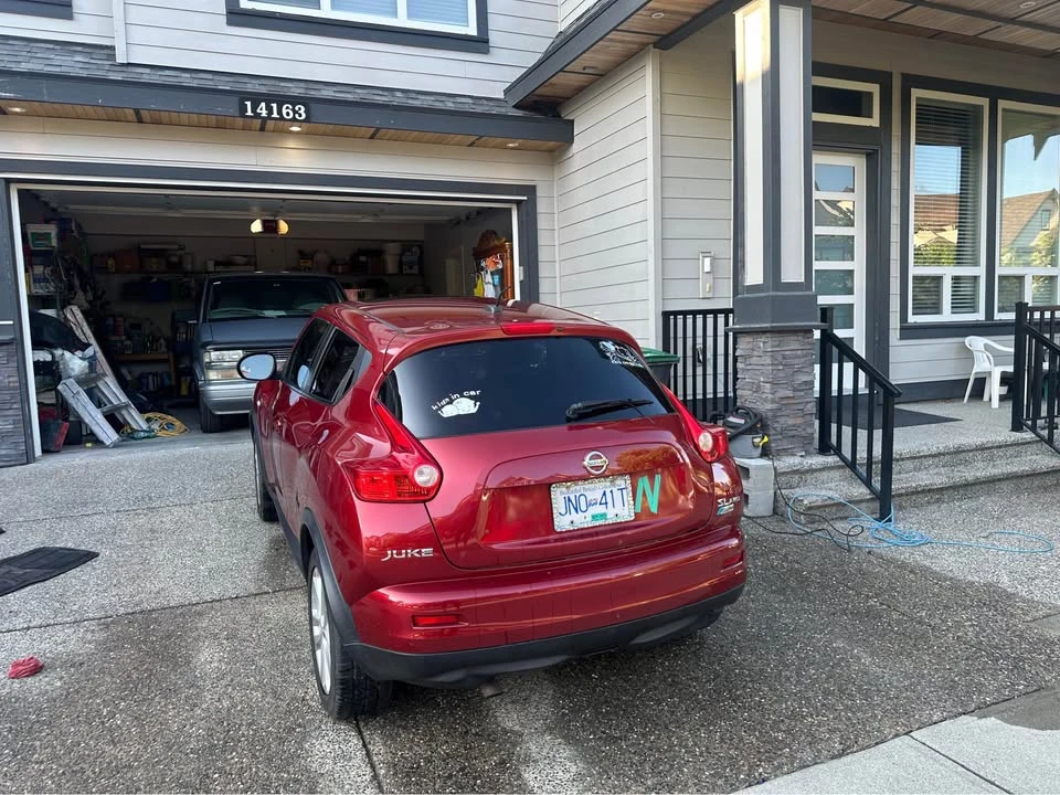2011 Nissan Juke - Image 2 of 10