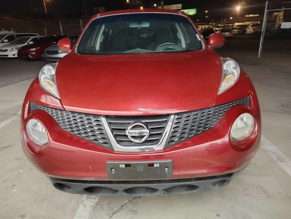 2011 Nissan Juke - Image 2 of 6