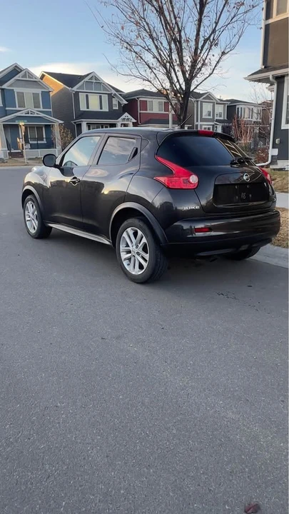 2011 Nissan Juke - Image 2 of 11