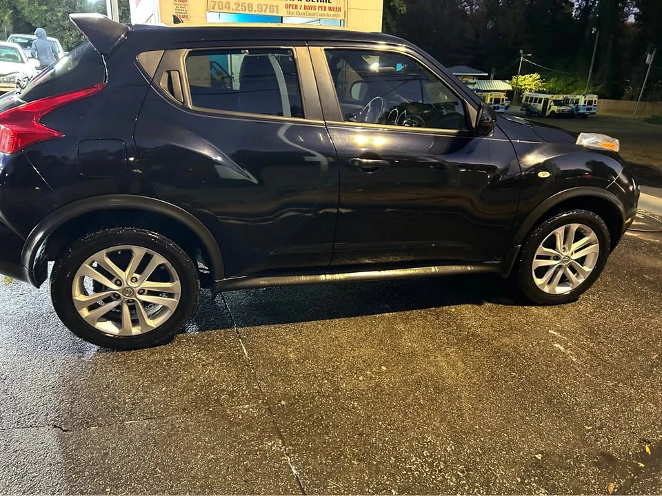 2011 Nissan Juke - Image 6 of 11