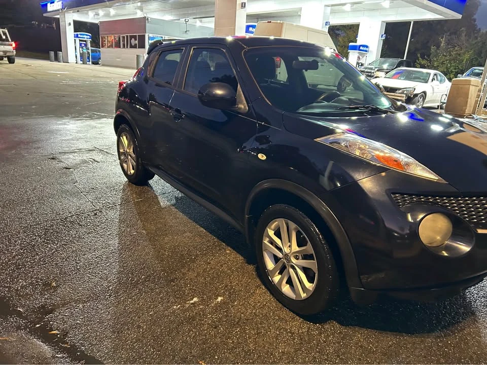 2011 Nissan Juke - Image 2 of 11