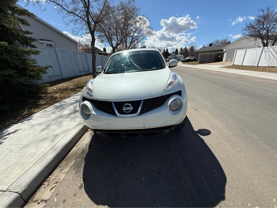 2011 Nissan Juke - Image 2 of 10