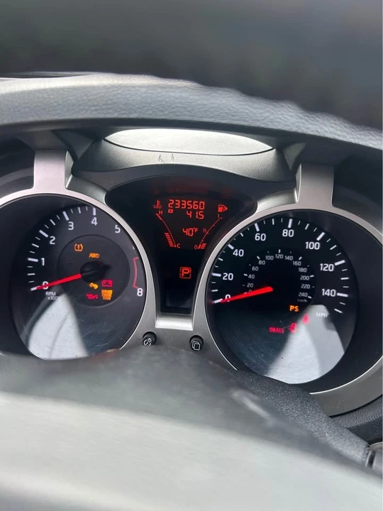 2011 Nissan Juke - Image 2 of 6